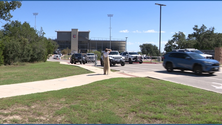 Parents rush to Pieper High School during lockdown; two teens taken into custody — KENS 5 (San Antonio), Stanley Schools news